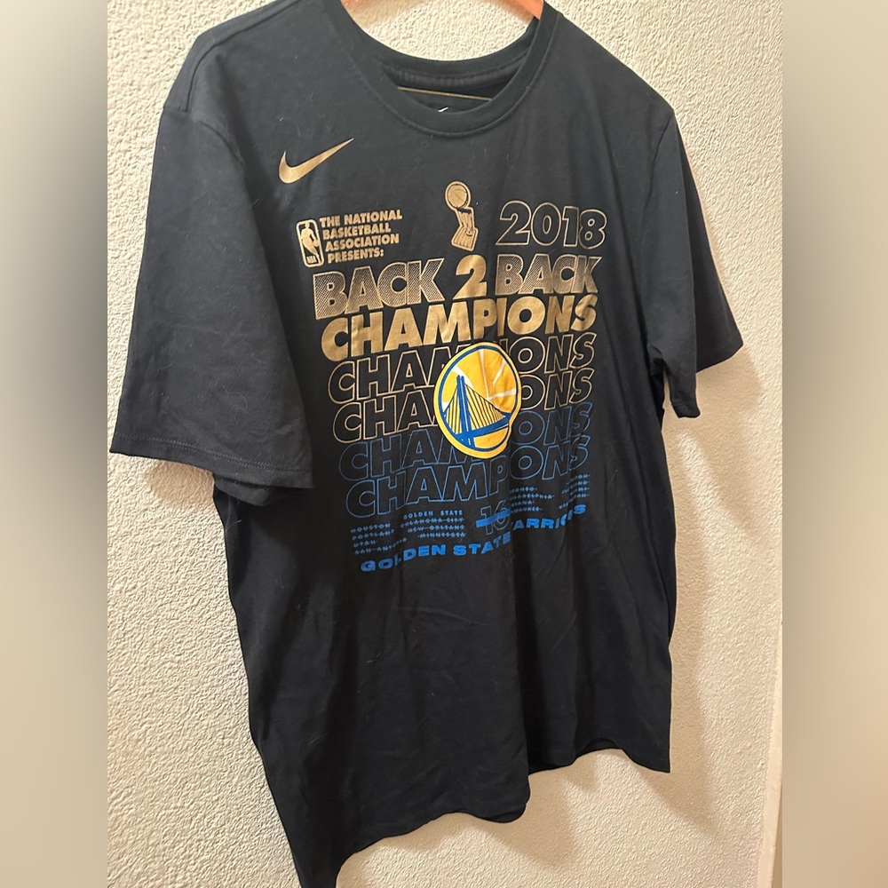 Nike T-Shirt Women Black Cotton Warriors 2018 Back 2 Back Champs Size Medium